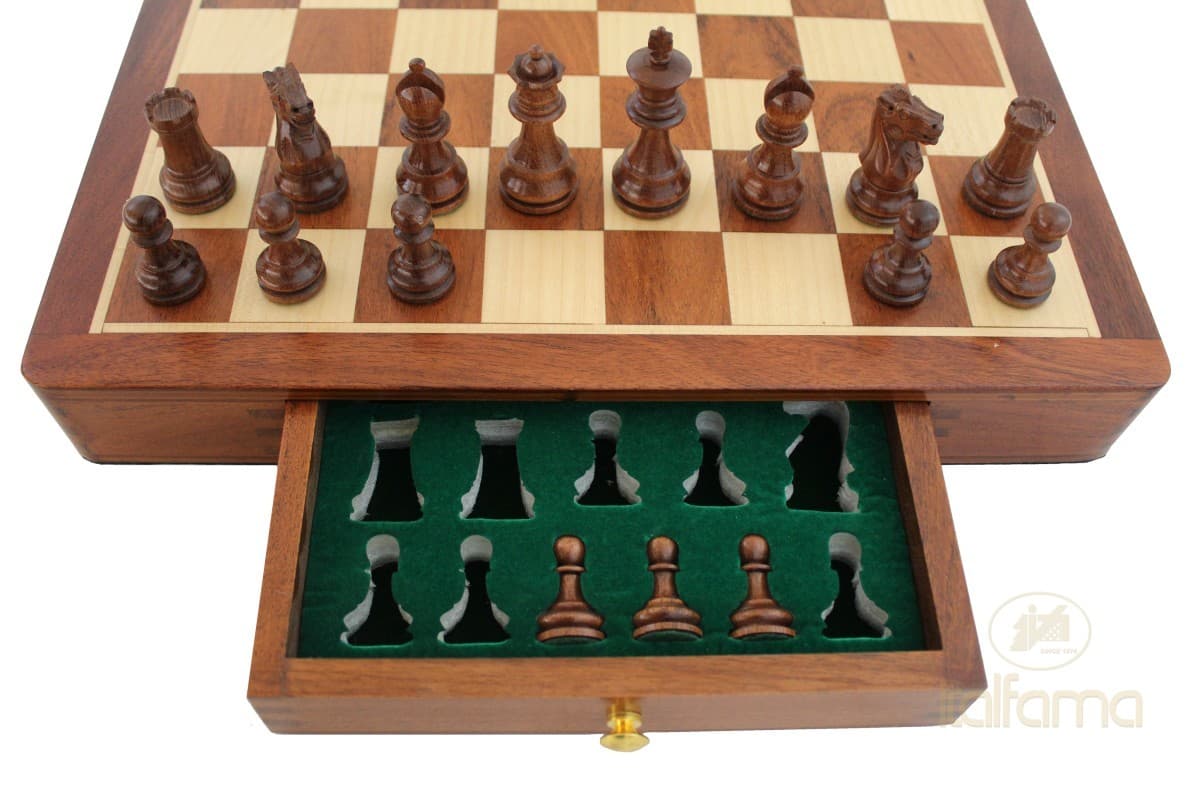 Italfama WOODEN CHESS SET, HAND INLAID