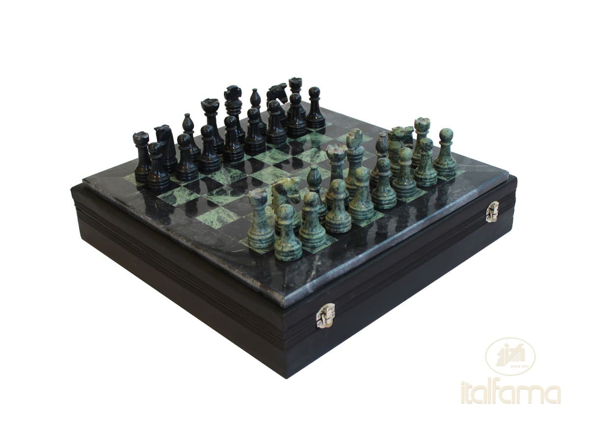 Italfama BLACK AND GREEN MARBLE CHESS SET