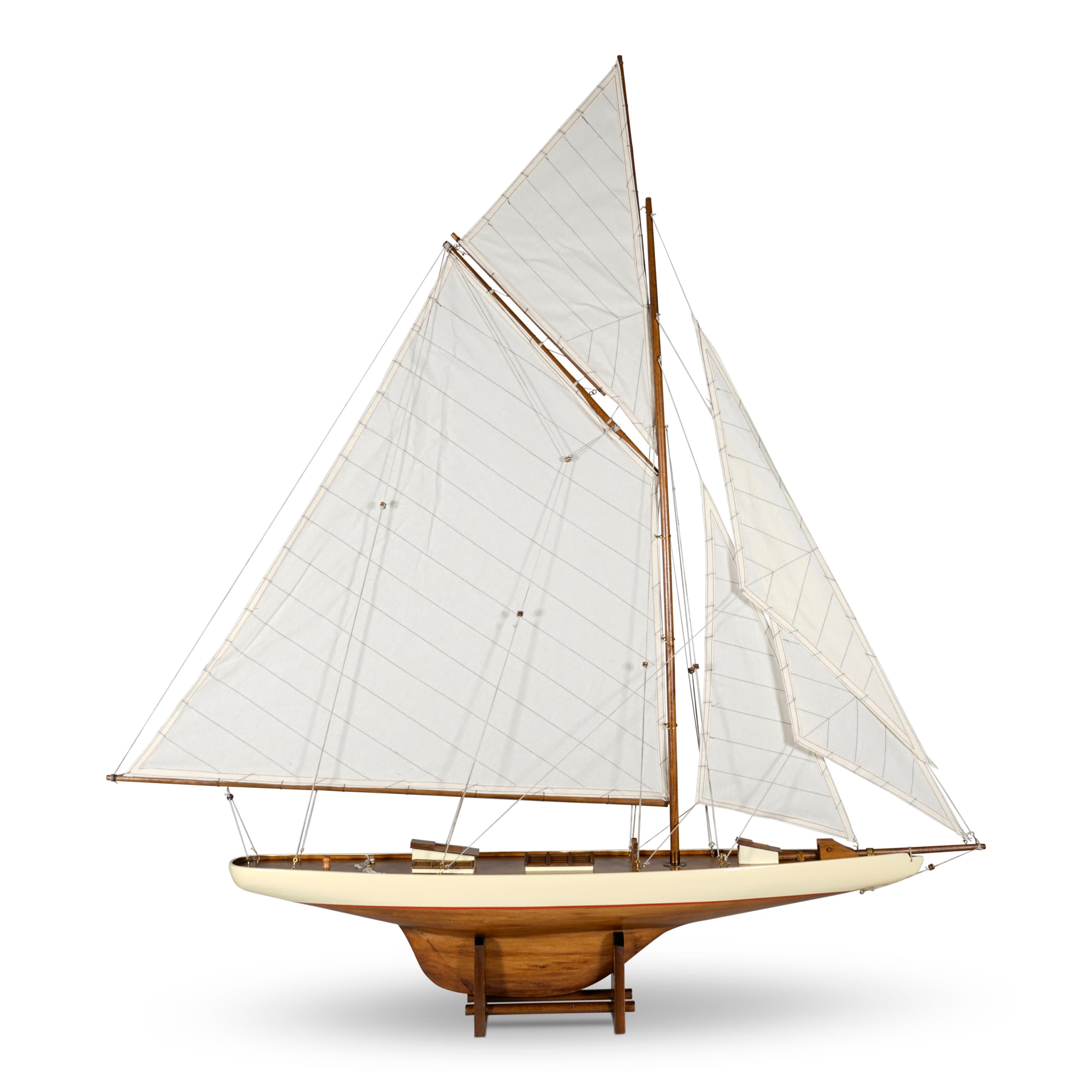 Authentic Models America’s Cup Columbia, Medium
