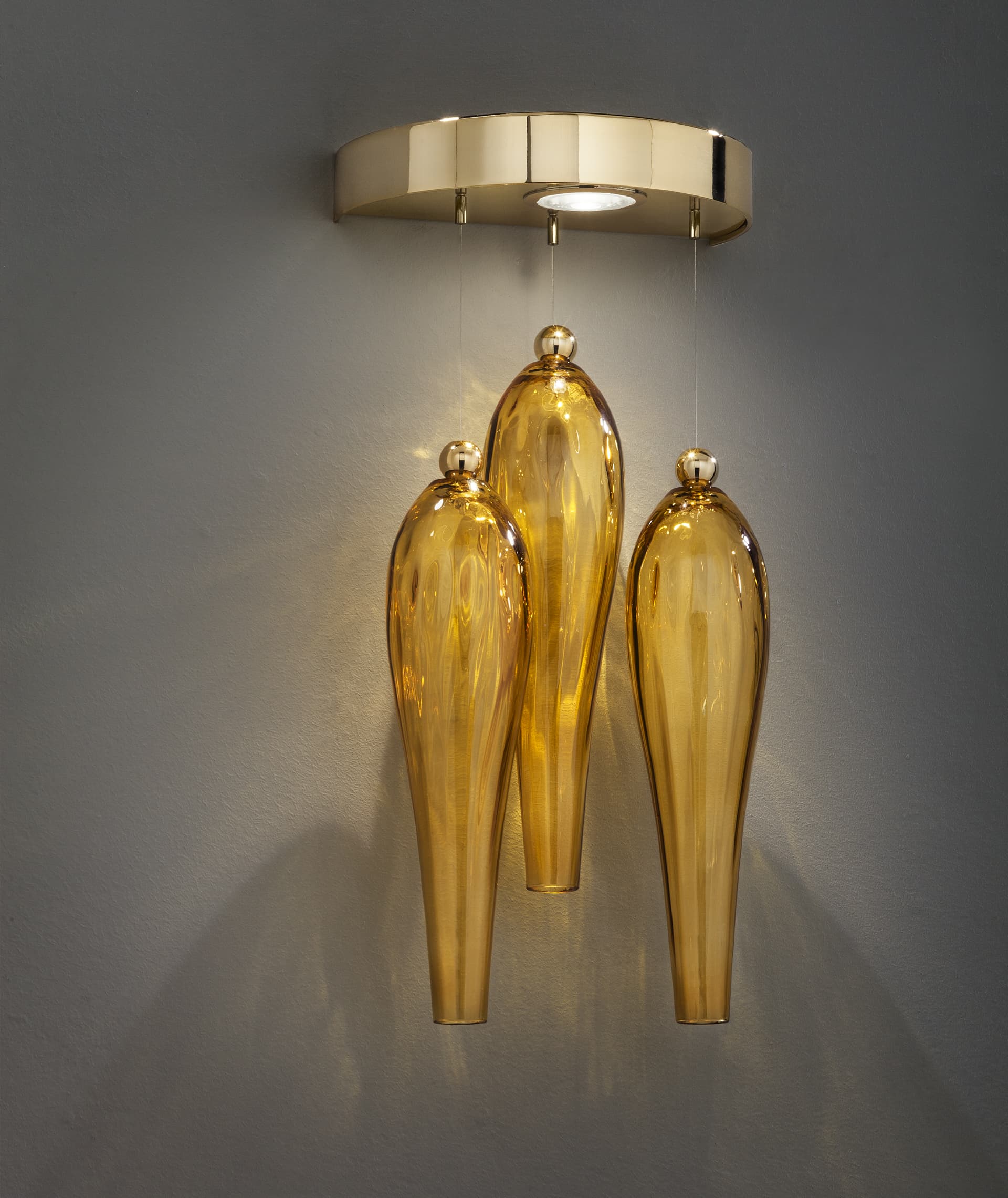 Euroluce Light of Italy Abstract AP1/3