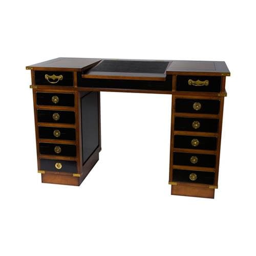 Authentic Models Travel Desk ‘Madras’
