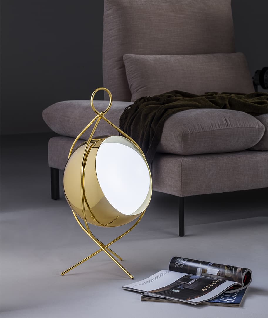 Euroluce Light of Italy Nobody Big Lamp