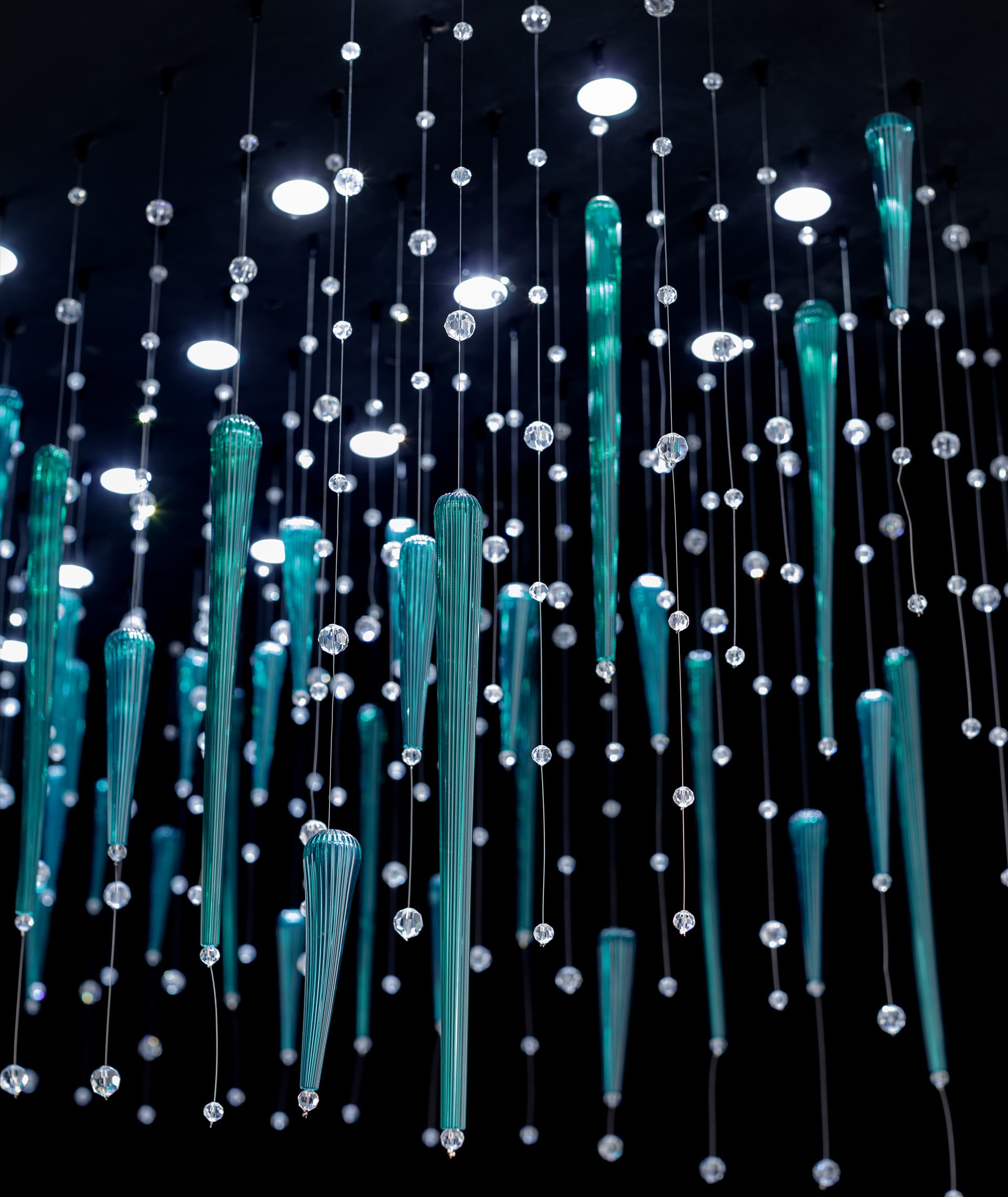Euroluce Light of Italy Riflessi Linear Project