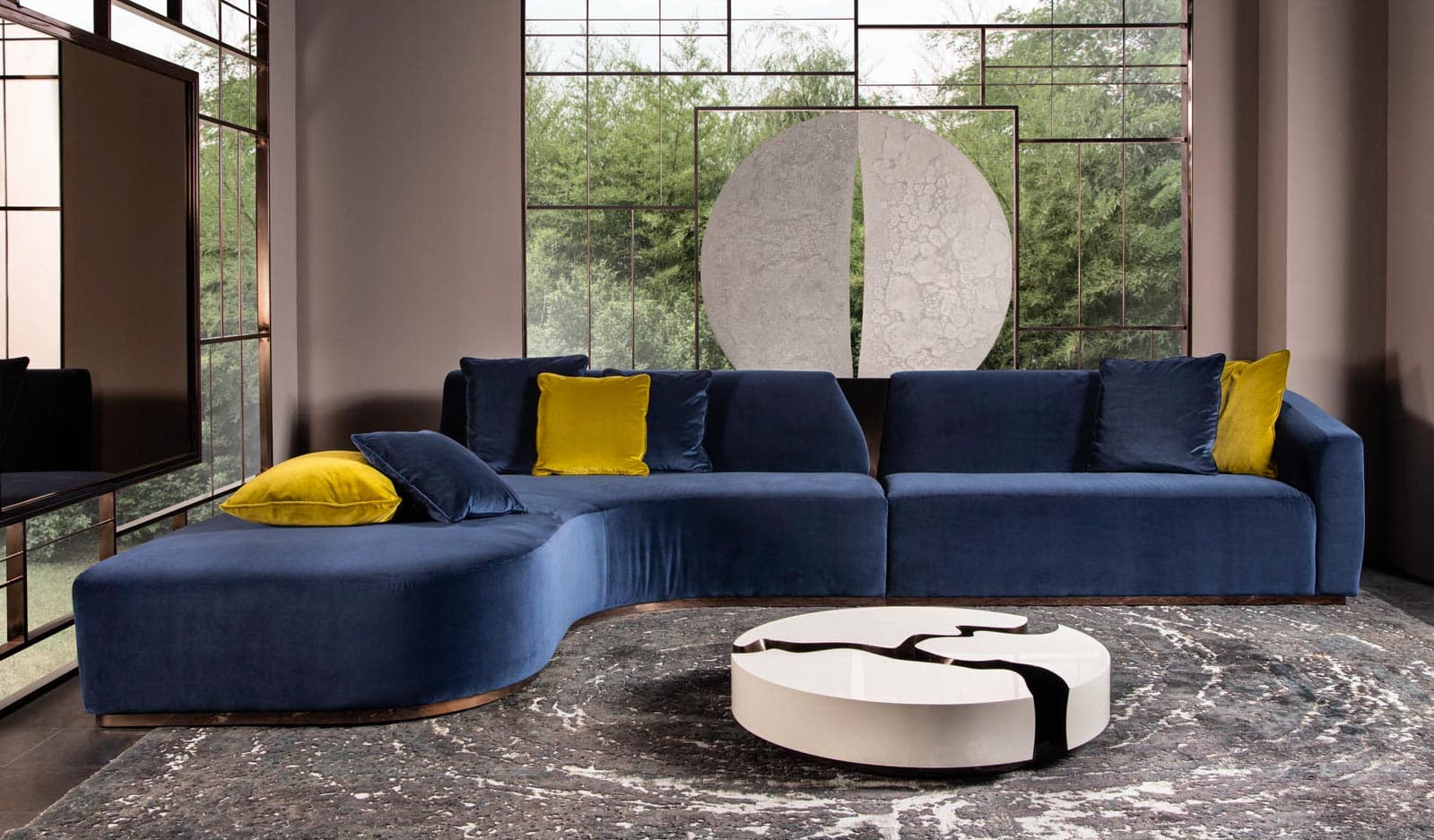 Epoque by Egon Furstenberg Krypton Sofa