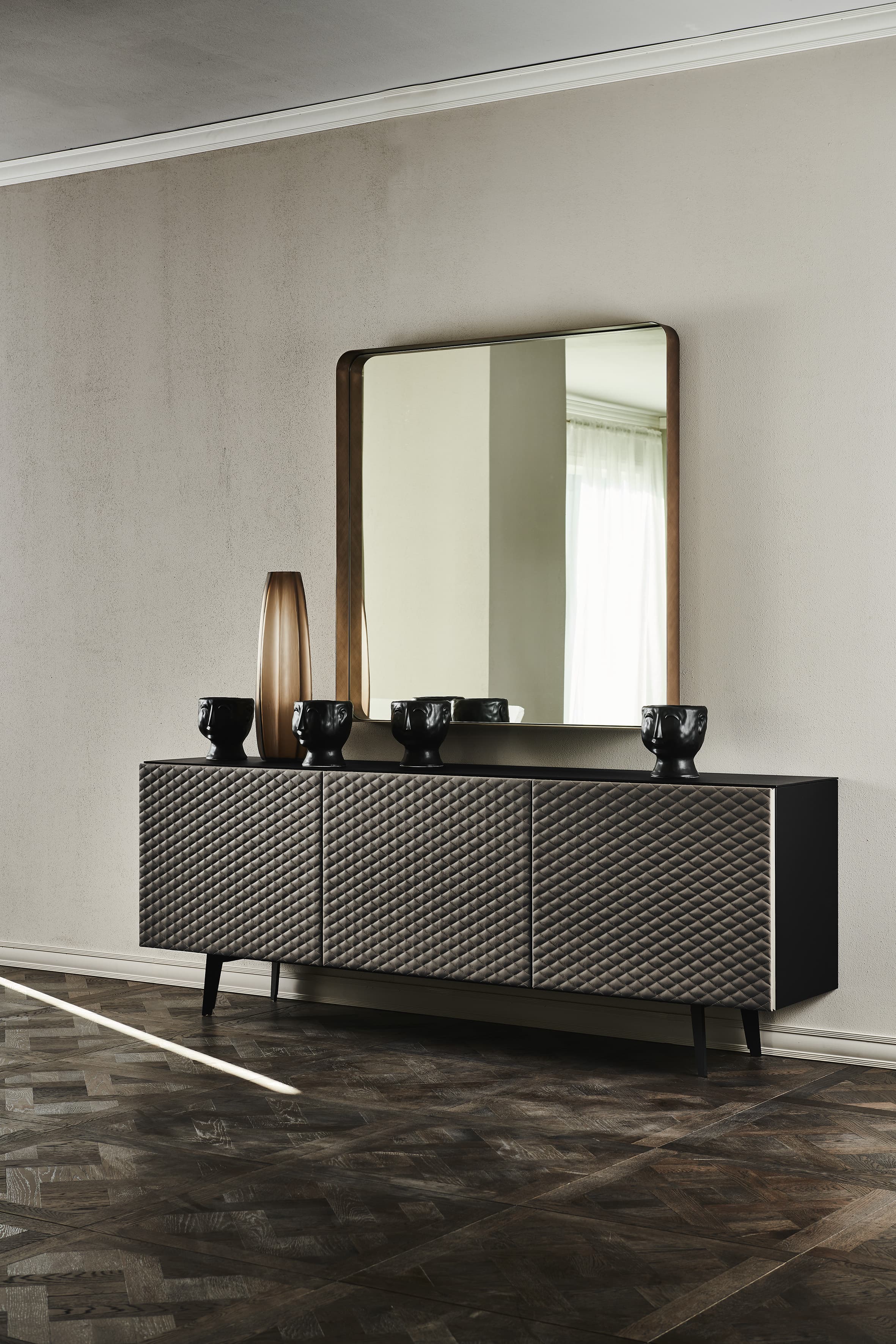 Cattelan Italia ABSOLUT