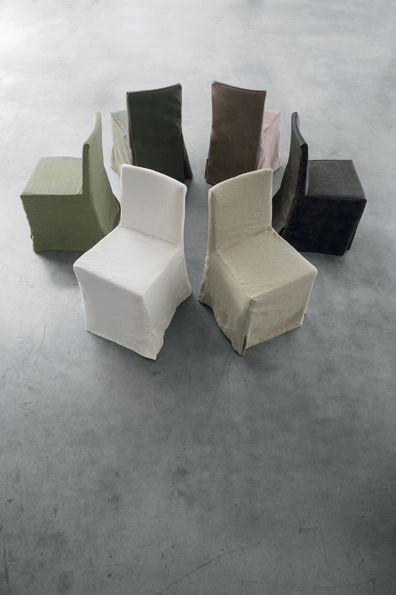 Tomasella Tiffany chair with gown chair